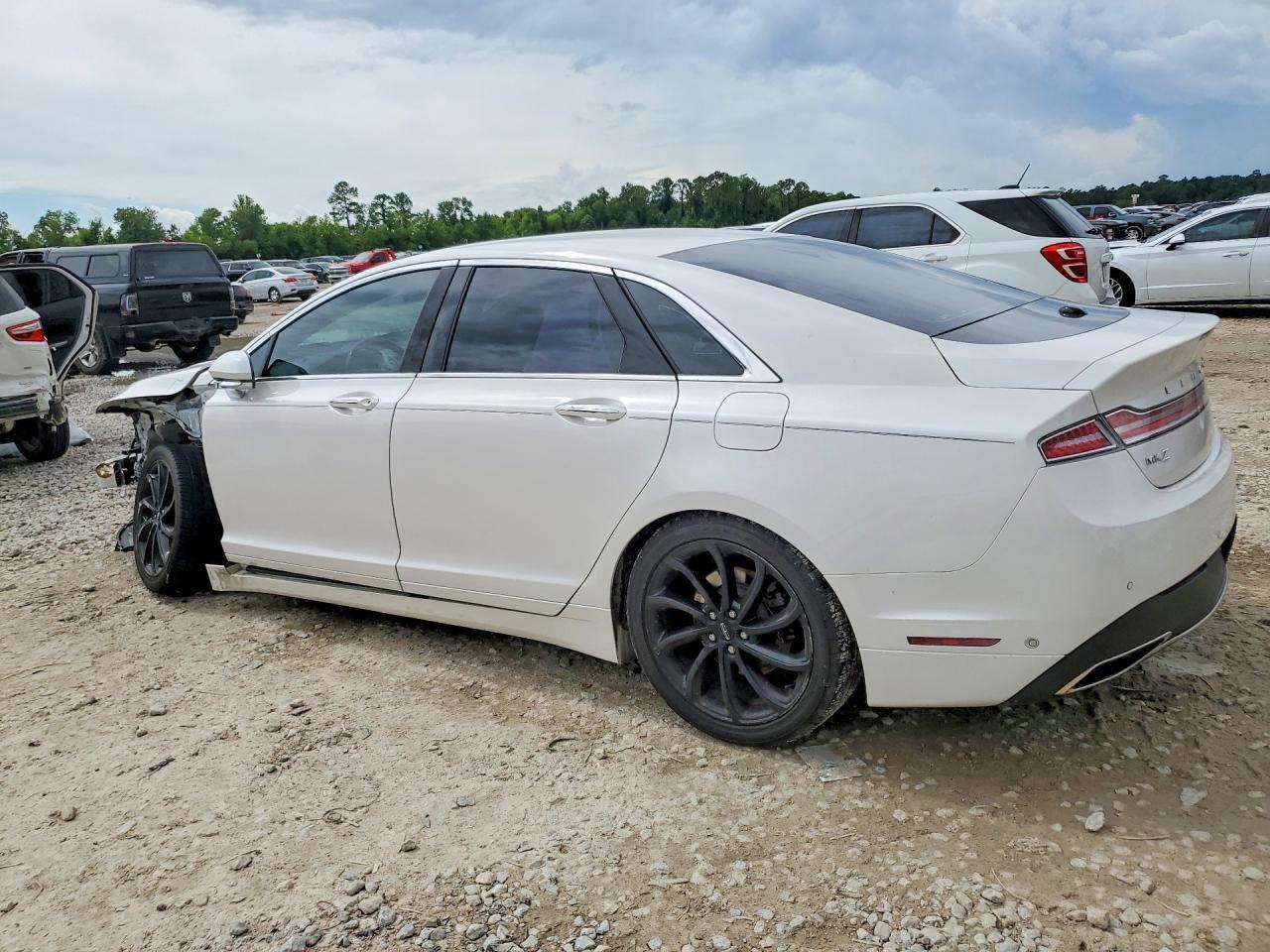 2020 LINCOLN MKZ