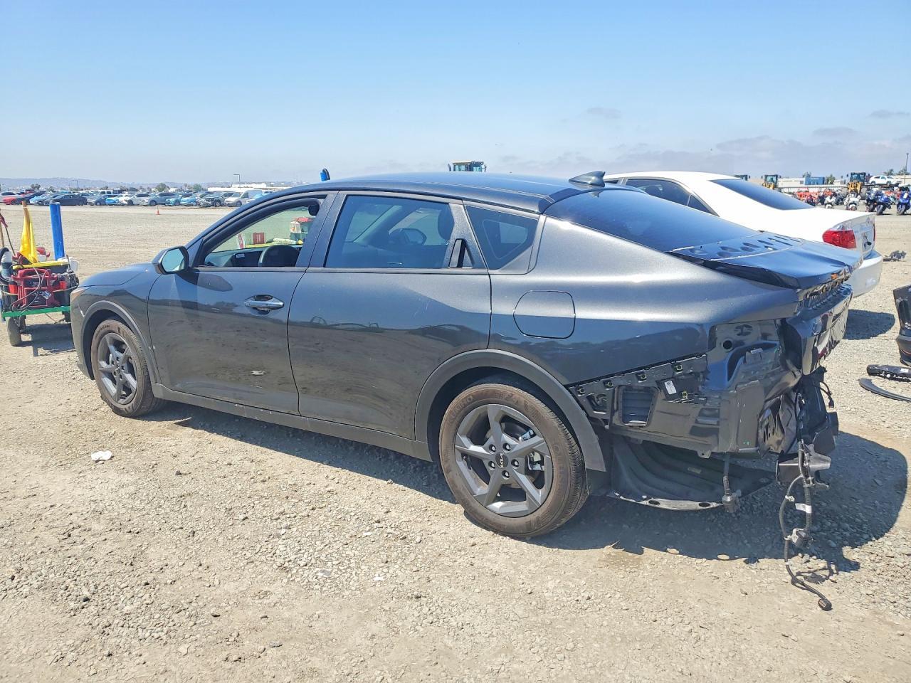 2025 KIA K4