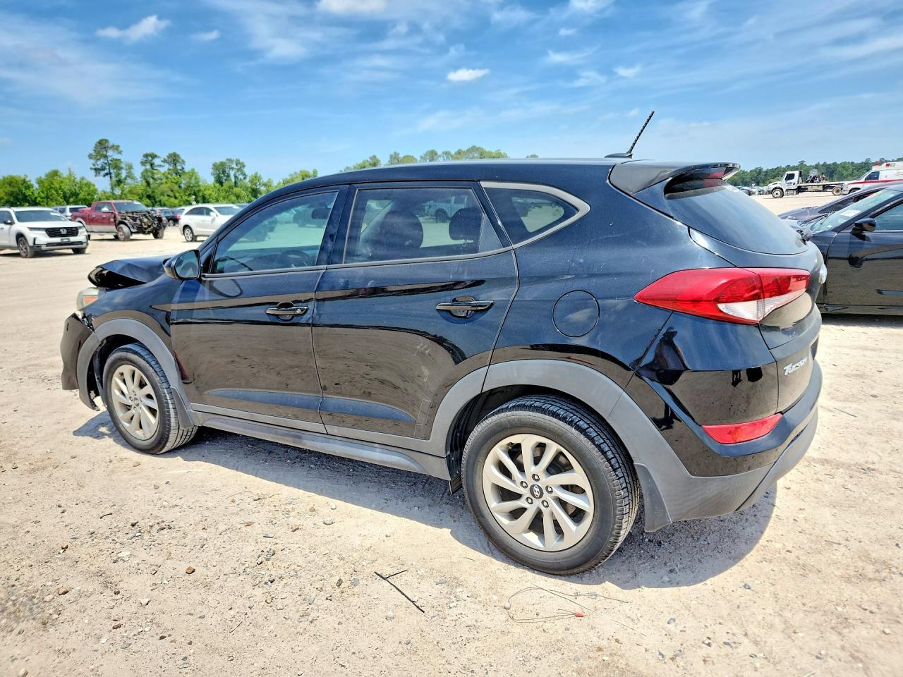 2016 HYUNDAI TUCSON