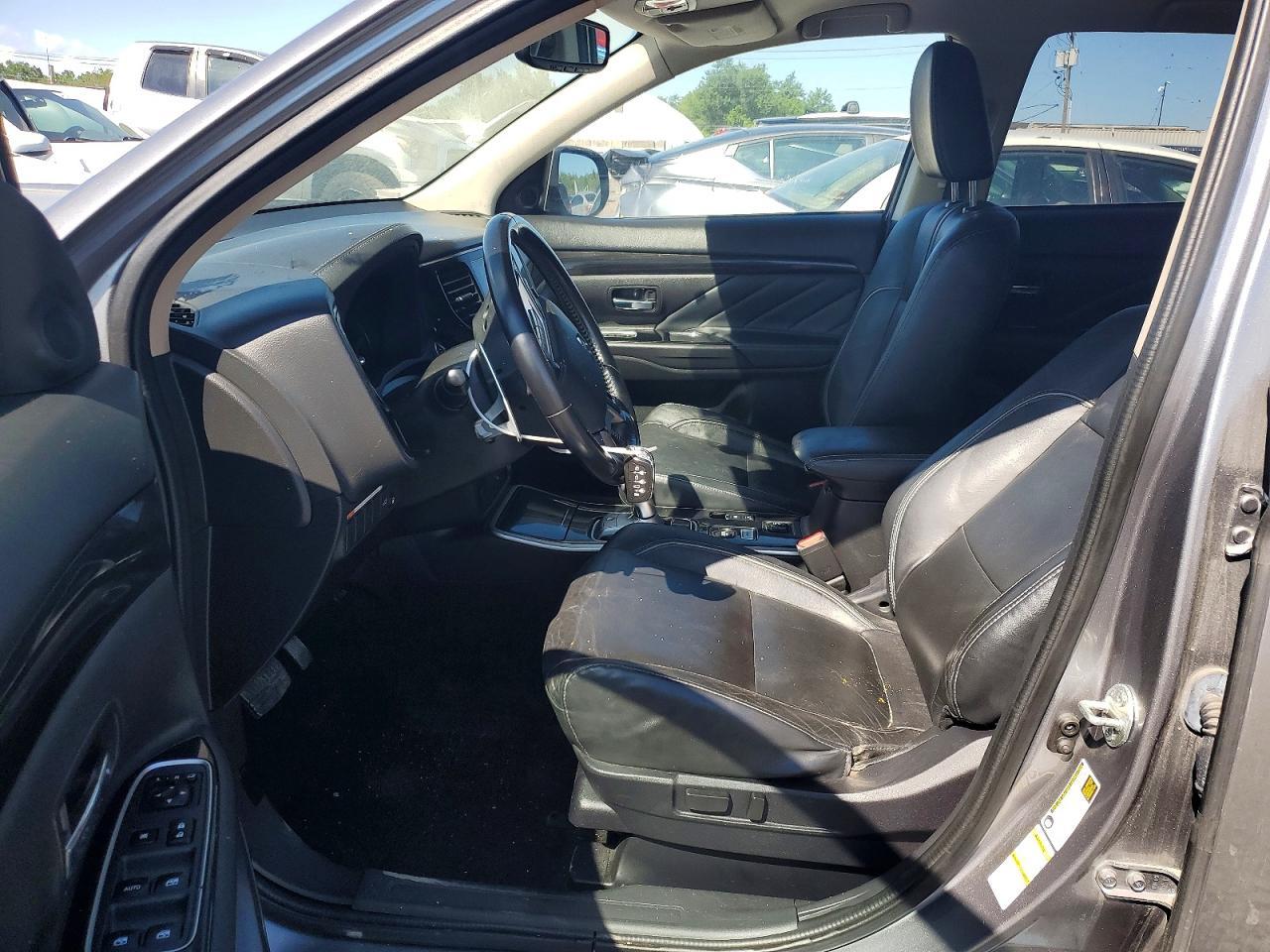 2018 MITSUBISHI outlander