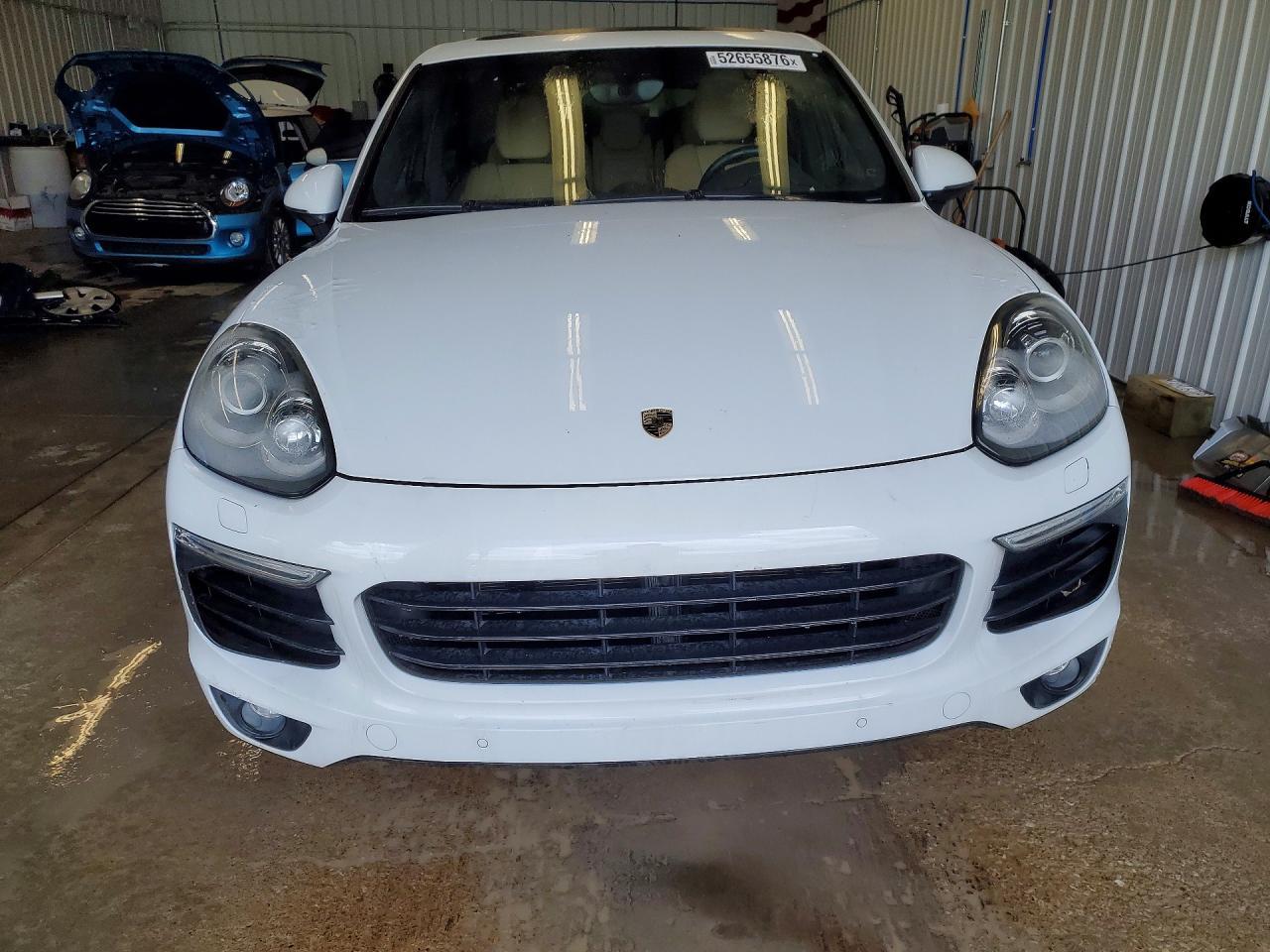 2018 PORSCHE CAYENNE