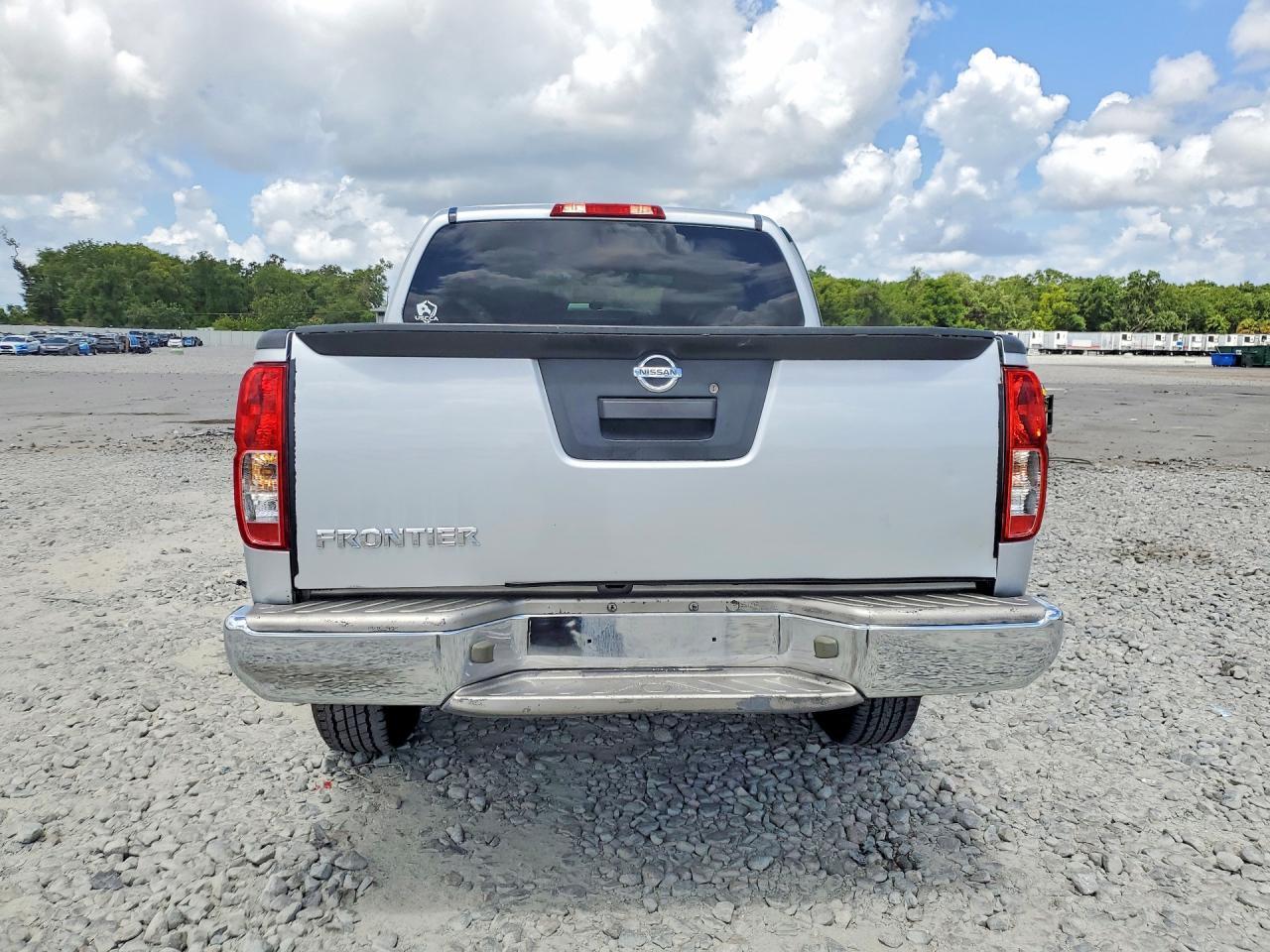 2016 NISSAN Frontier