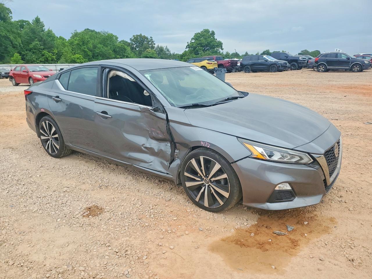 2019 NISSAN ALTIMA