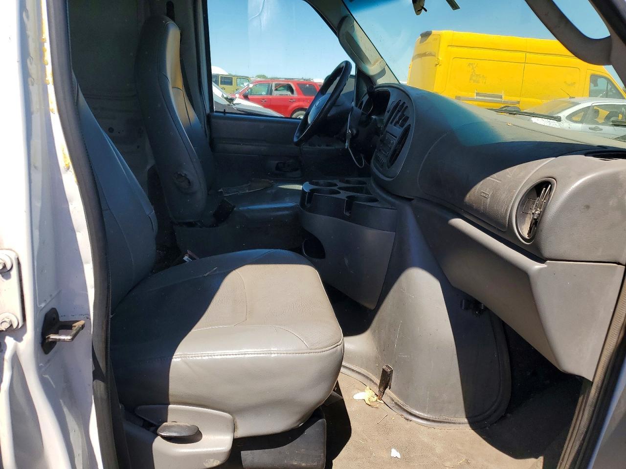 2006 FORD ECONOLINE