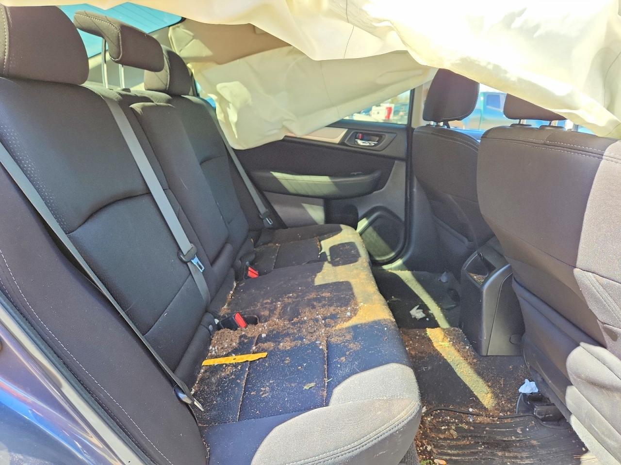 2016 SUBARU Legacy
