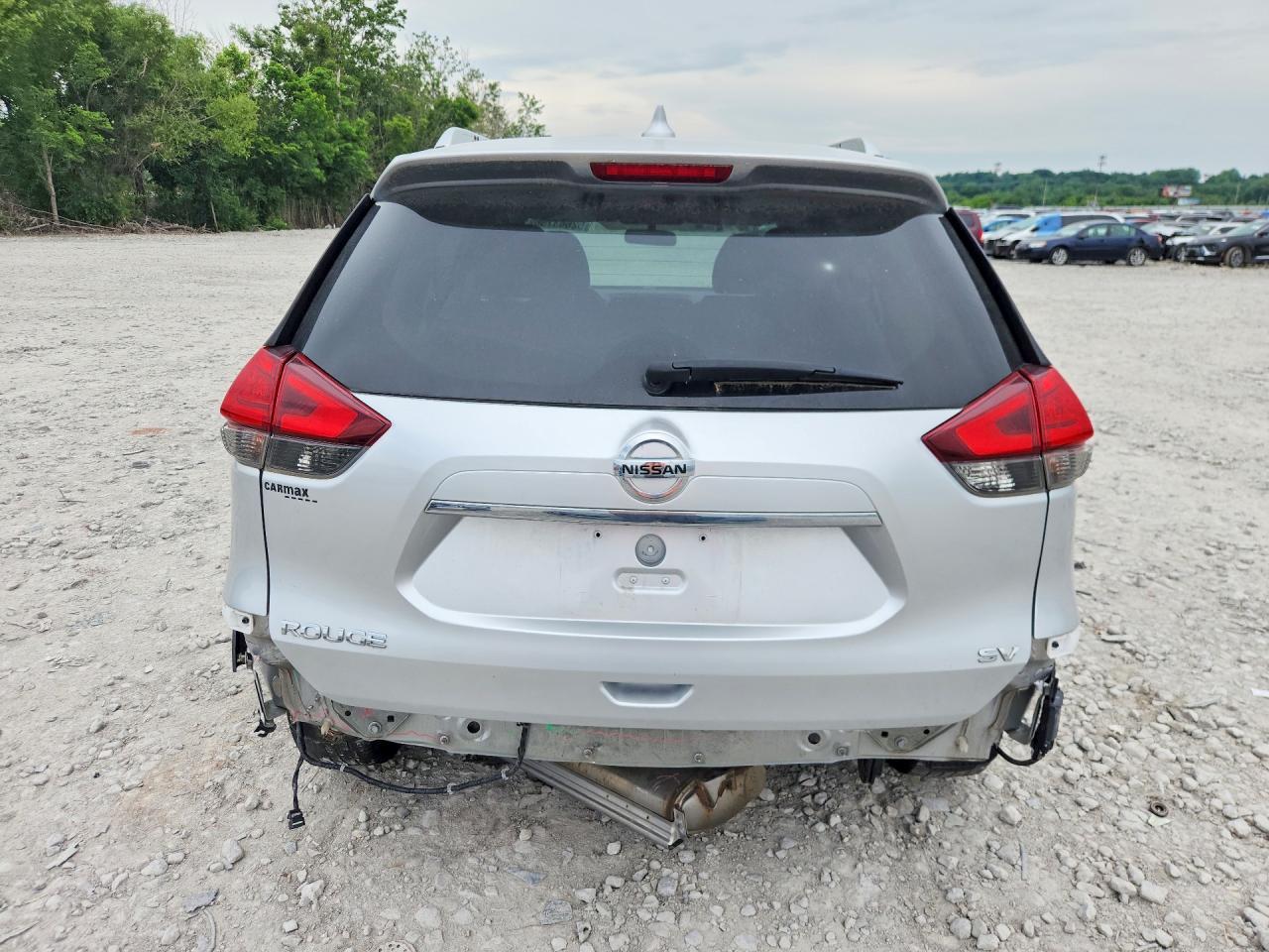 2017 NISSAN ROGUE
