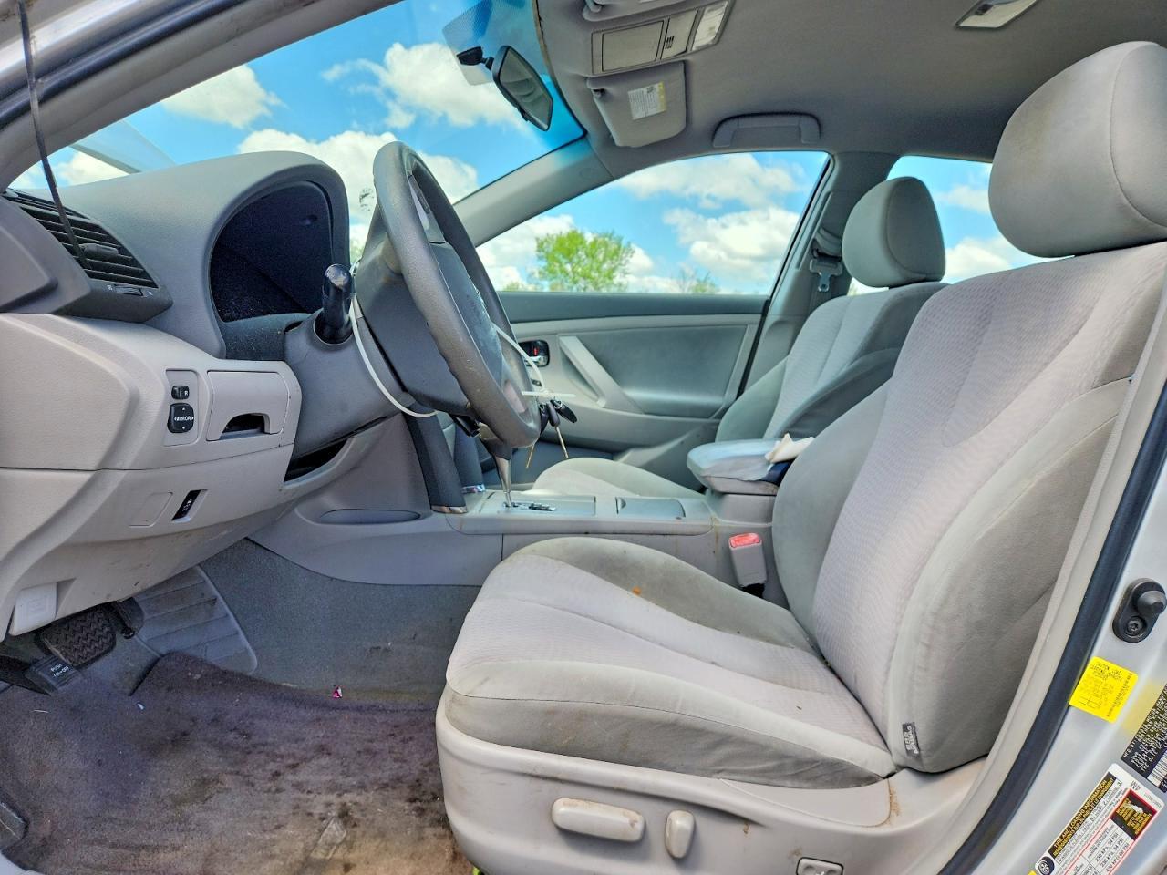 2011 TOYOTA CAMRY