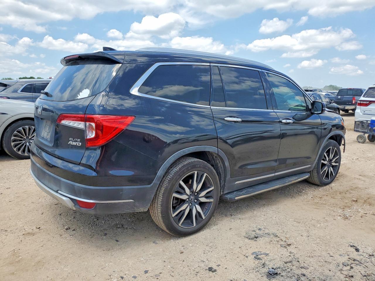 2019 HONDA PILOT
