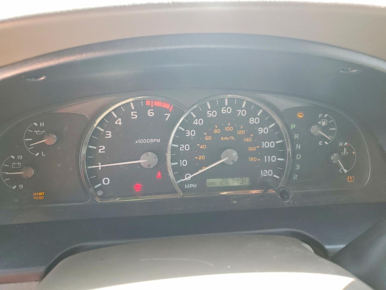 2005 TOYOTA Sequoia