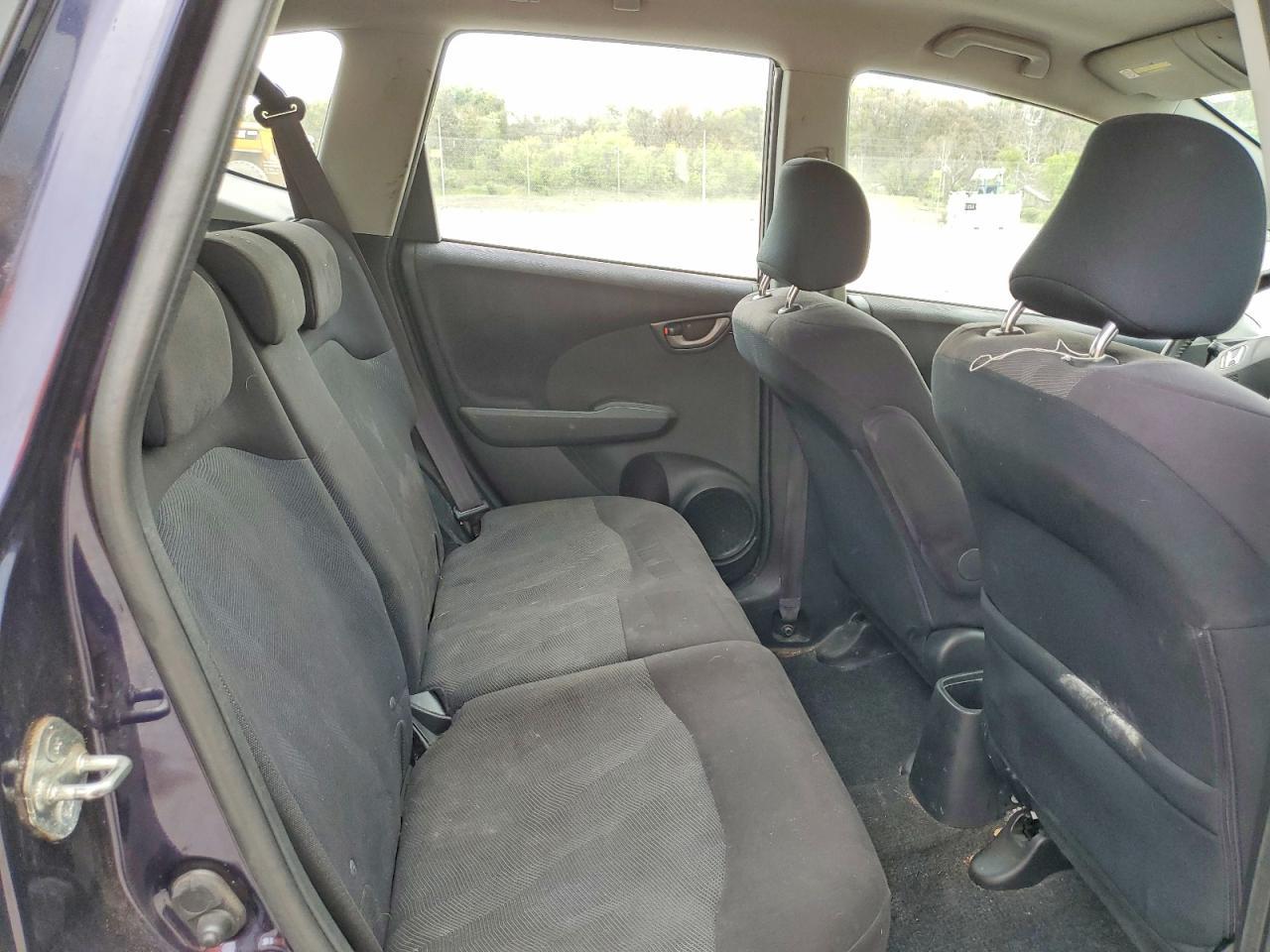 2010 HONDA FIT