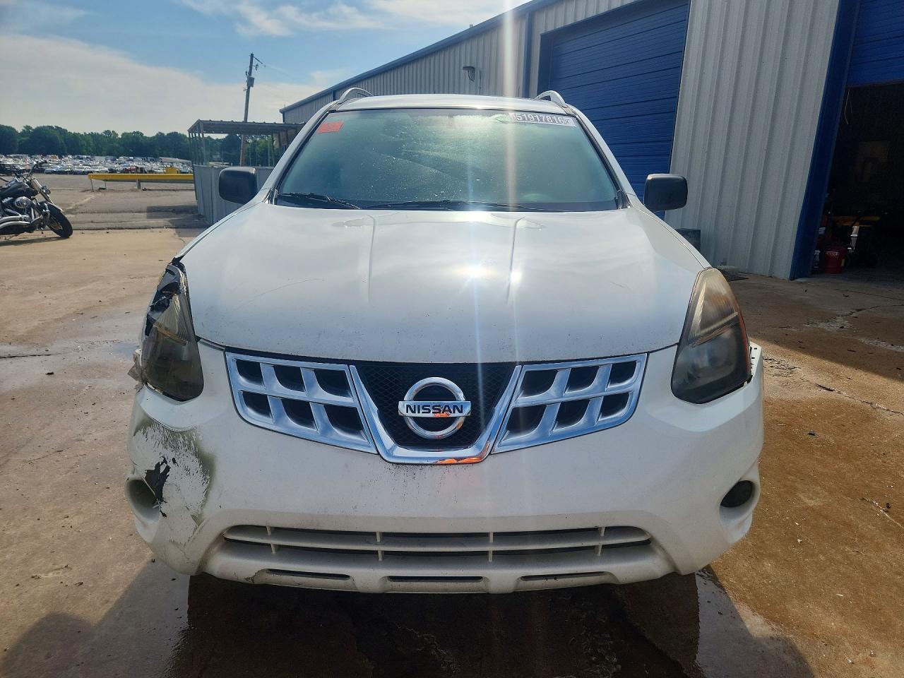 2015 NISSAN ROGUE