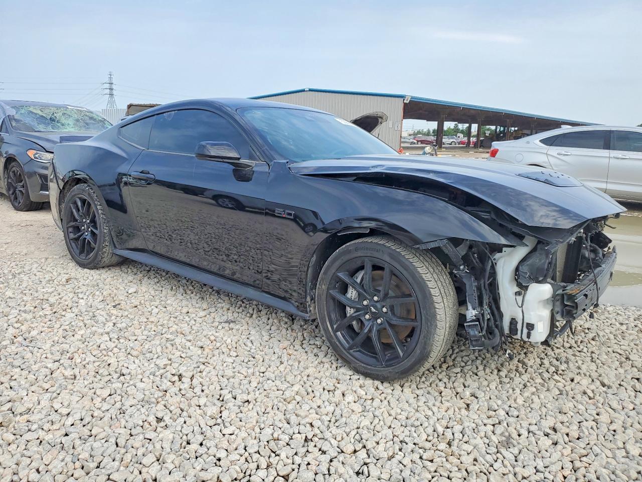 2025 FORD MUSTANG