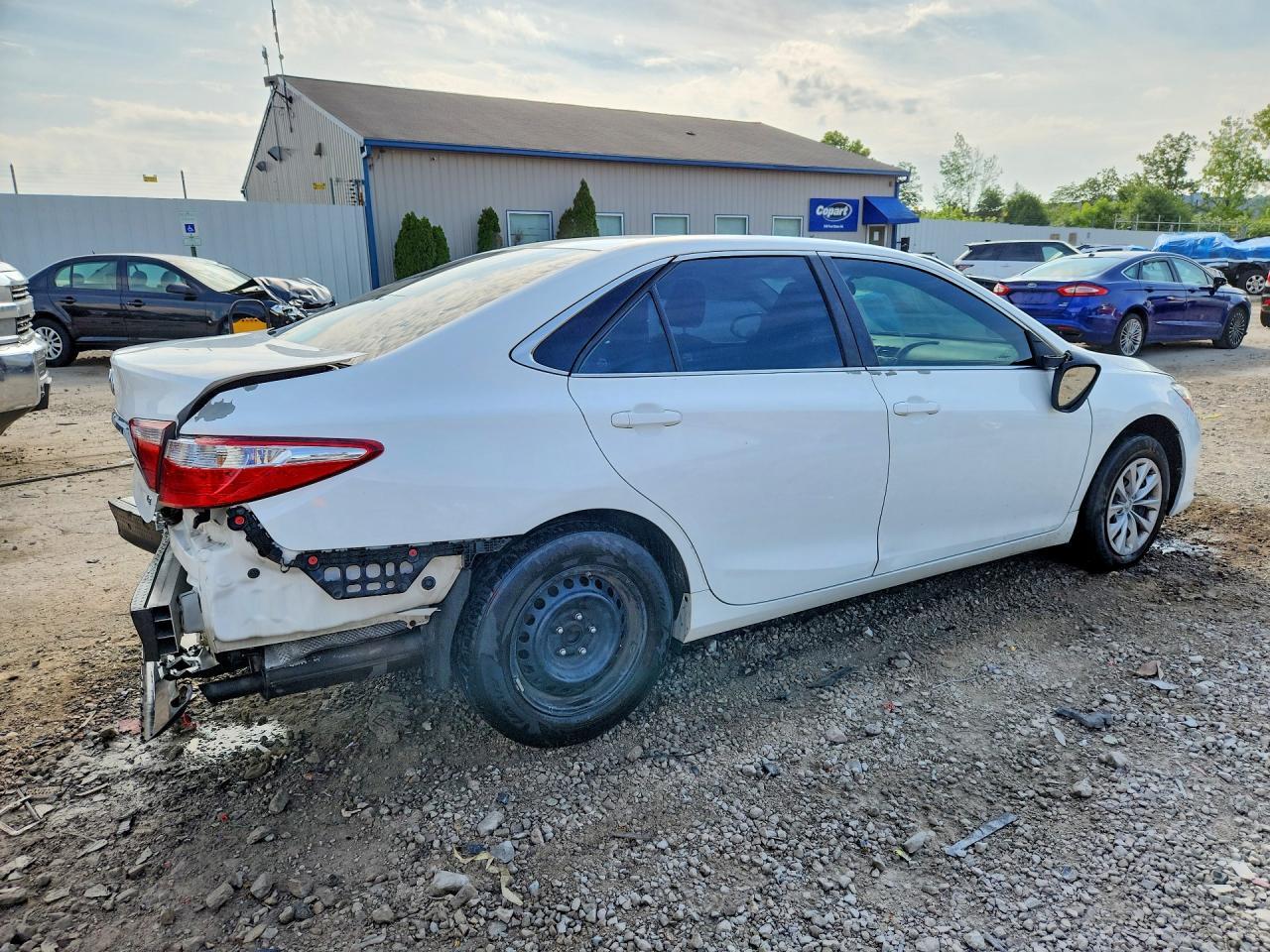 2016 TOYOTA CAMRY