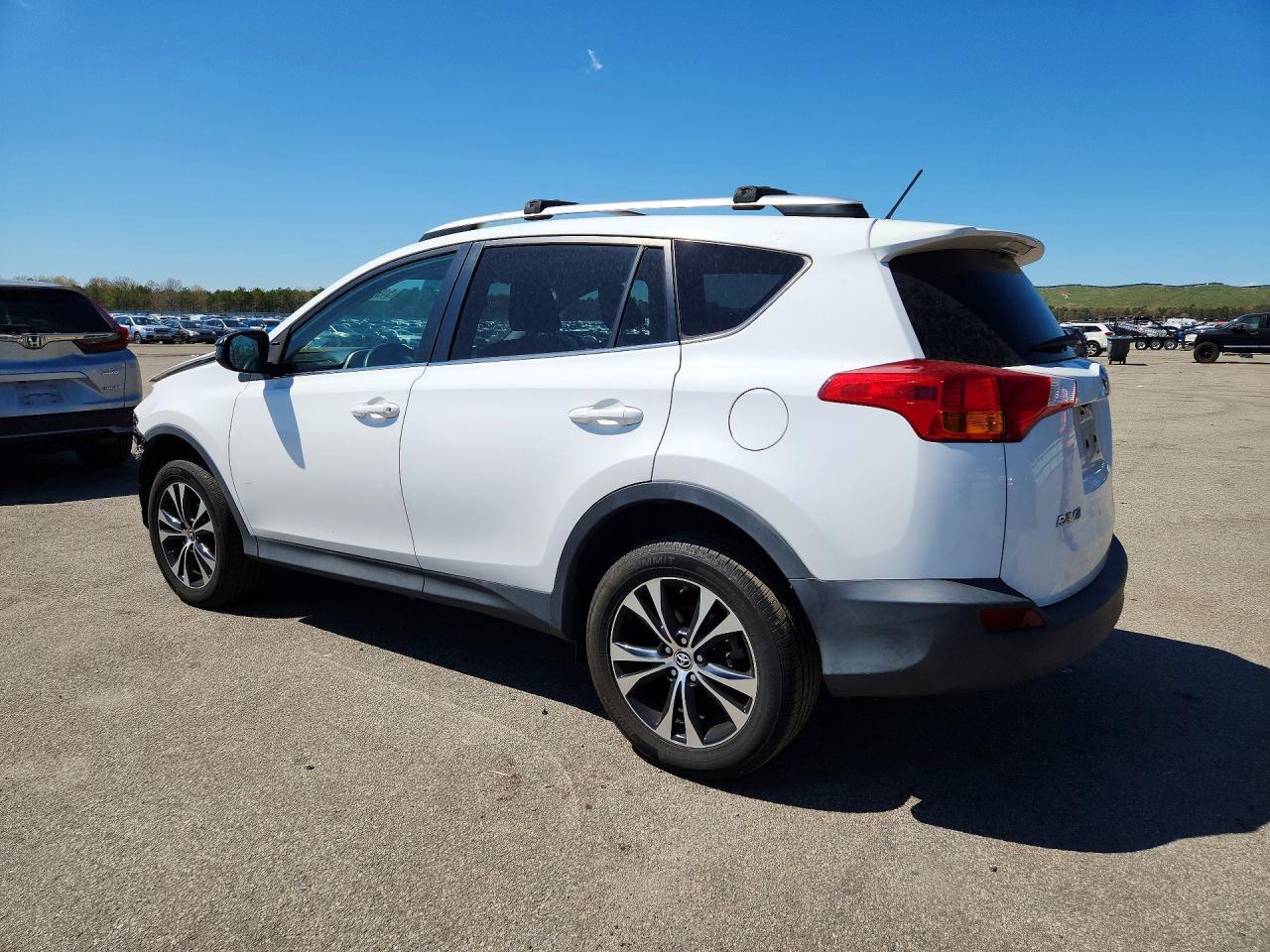 2015 TOYOTA RAV4