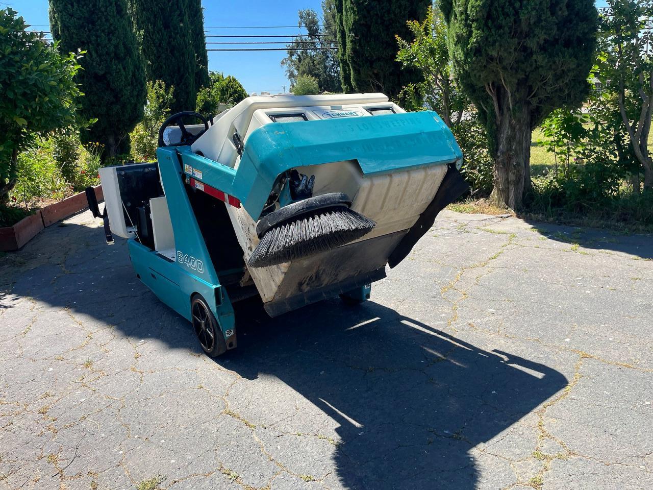 2008 Tennant 6400