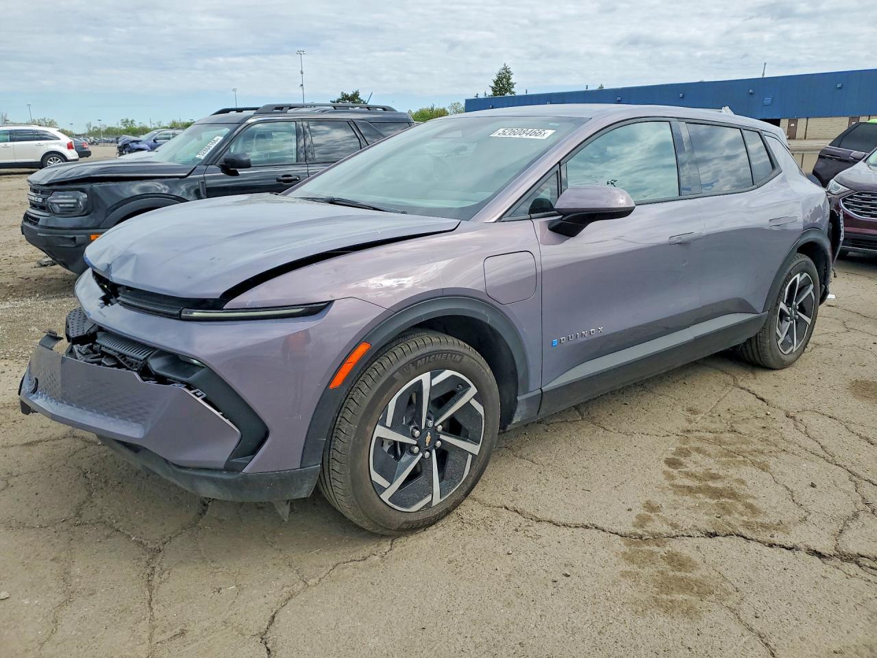 2025 CHEVROLET EQUINOX