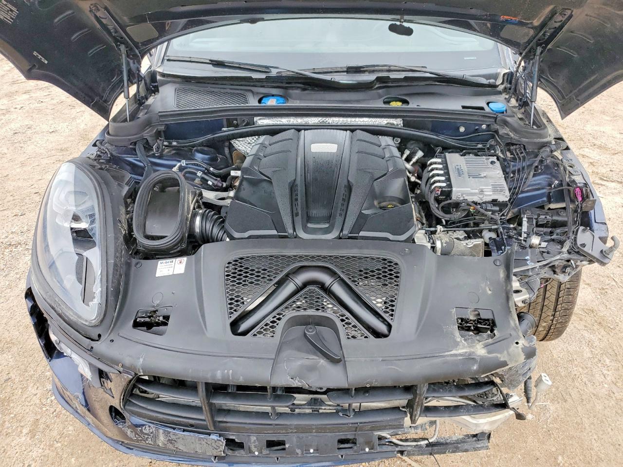 2021 PORSCHE Macan