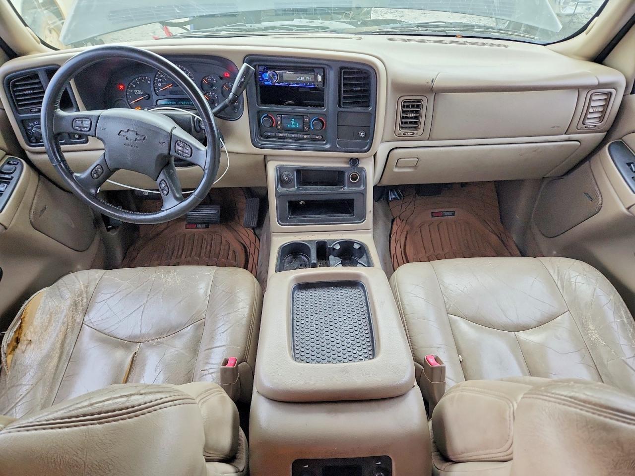 2004 CHEVROLET Tahoe