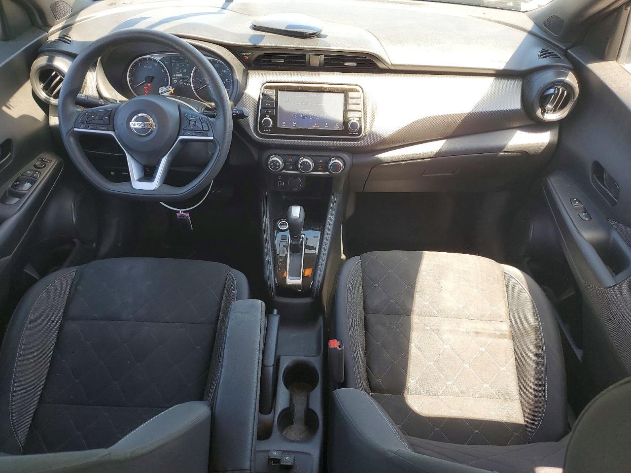 2019 NISSAN KICKS