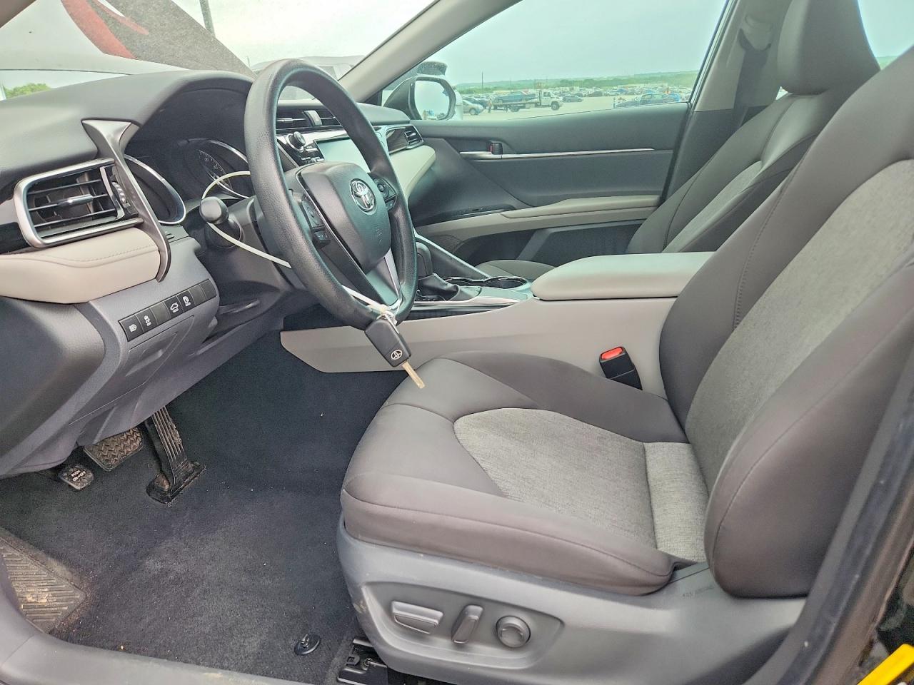 2019 TOYOTA CAMRY