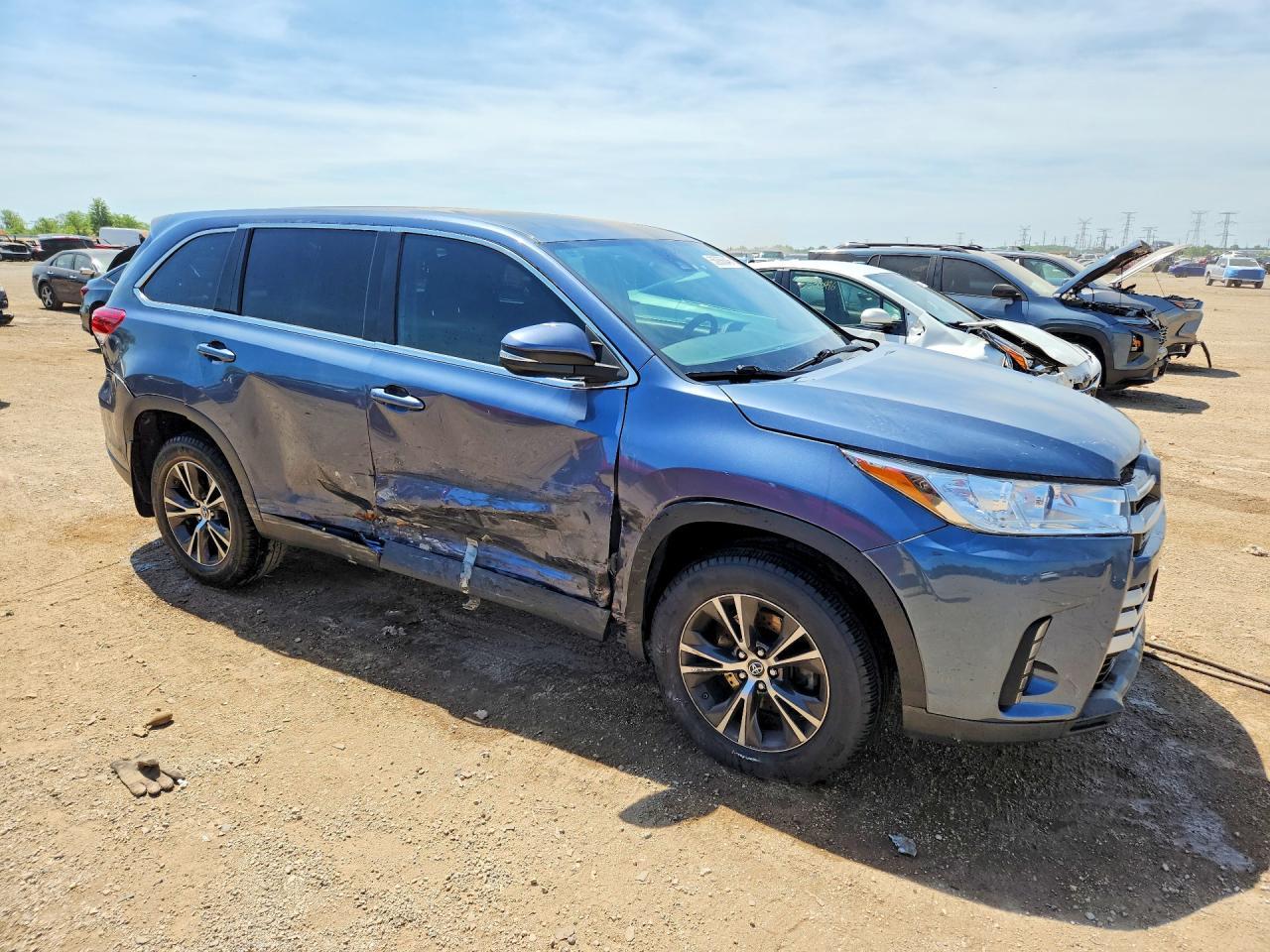 2019 TOYOTA HIGHLANDER
