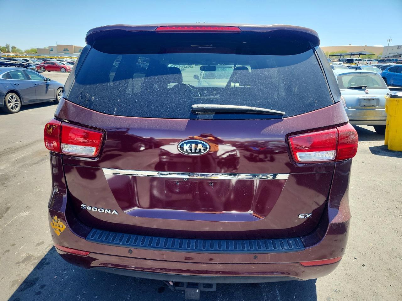 2015 KIA SEDONA