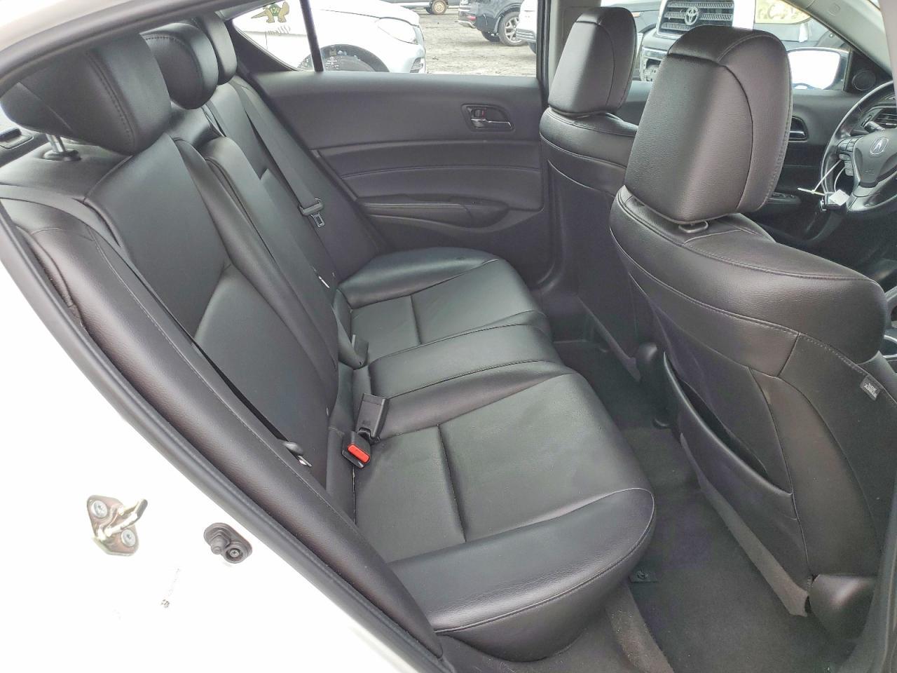 2017 ACURA ILX