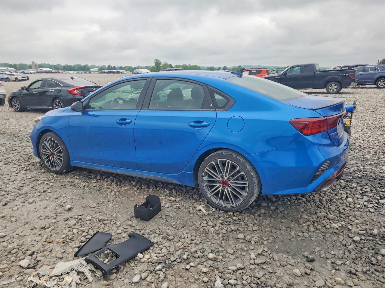 2022 KIA FORTE