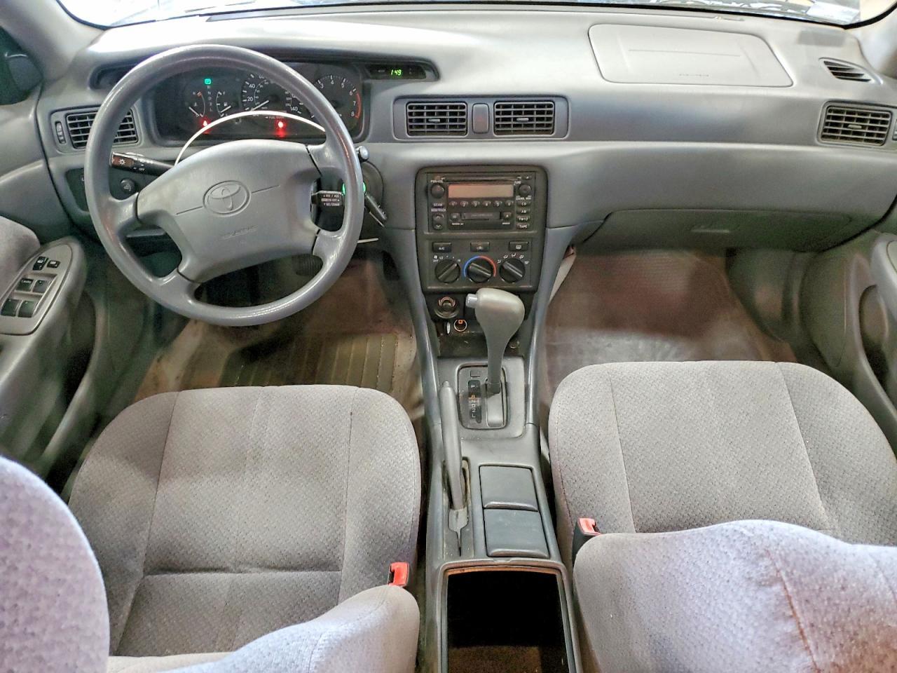 2001 TOYOTA CAMRY