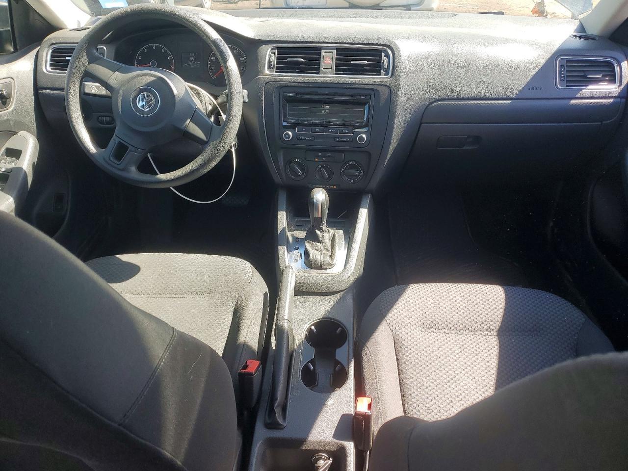 2012 VOLKSWAGEN JETTA