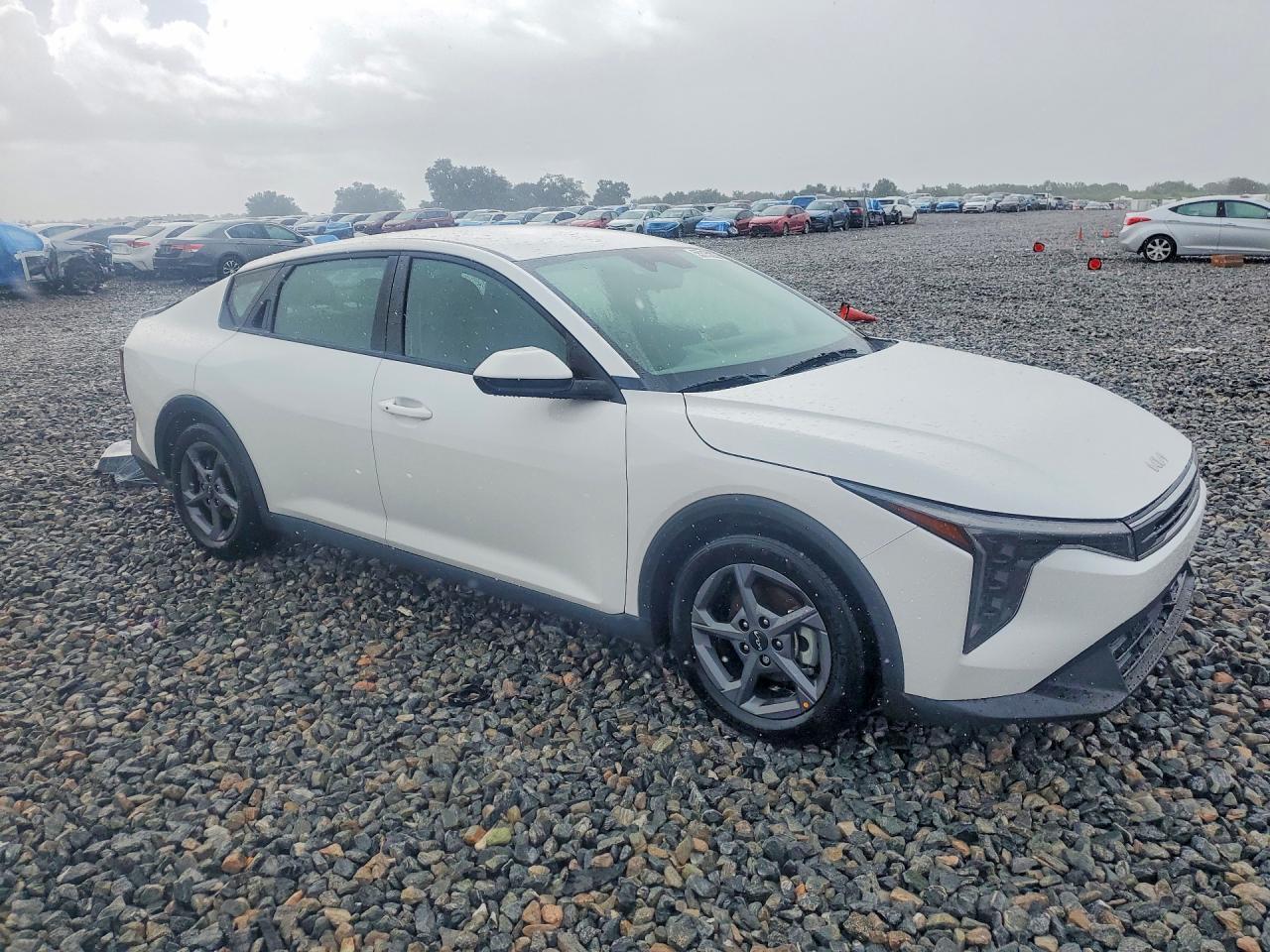 2025 KIA K4