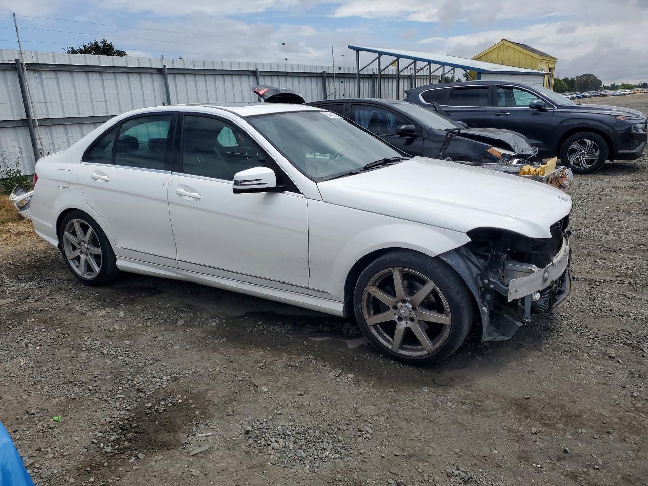 2014 MERCEDES-BENZ C-CLASS
