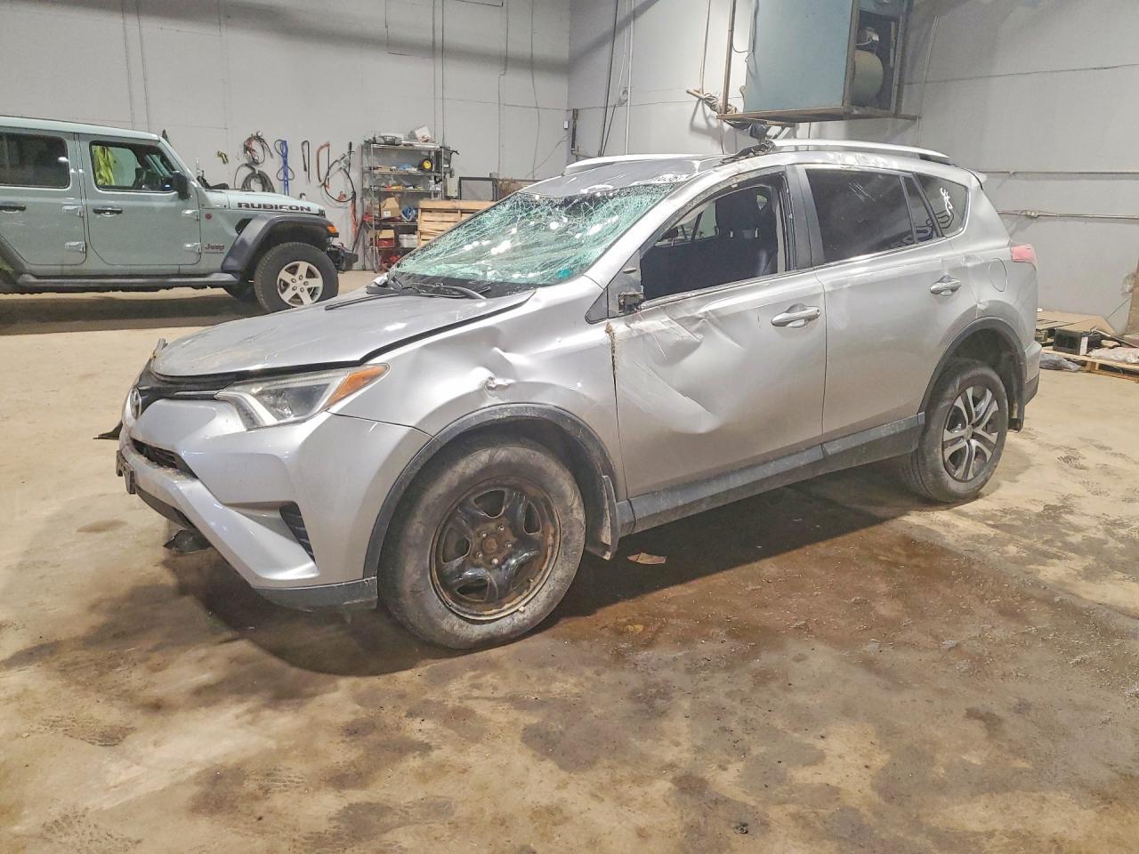 2016 TOYOTA RAV4