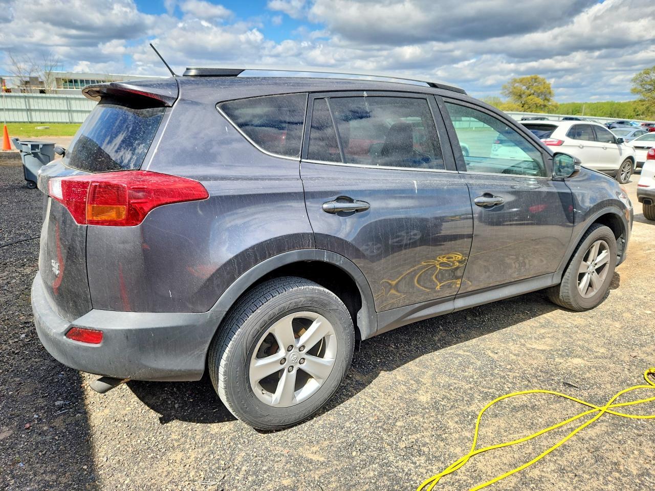 2014 TOYOTA RAV4