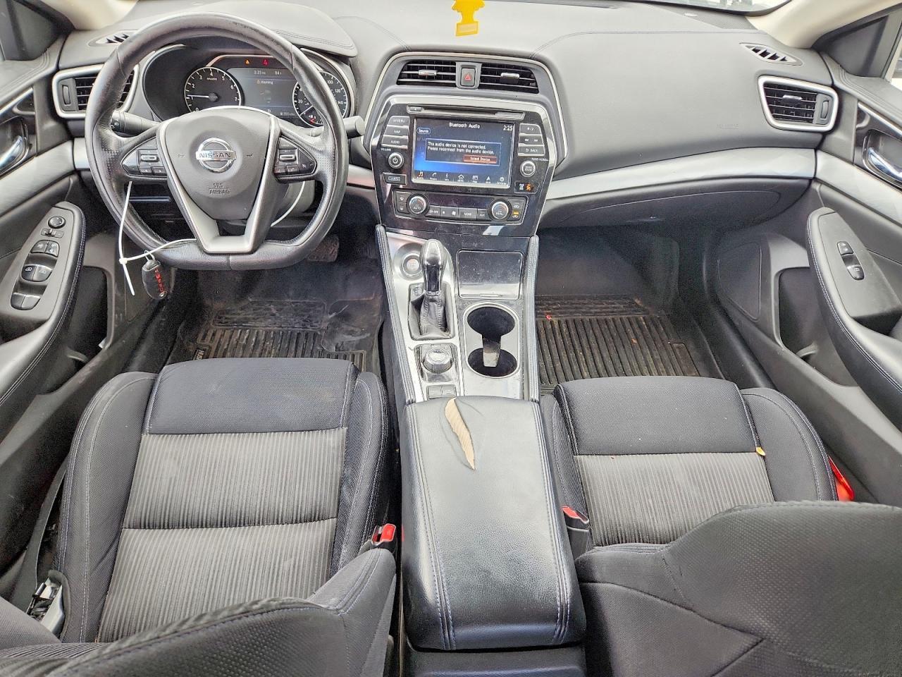 2016 NISSAN Maxima