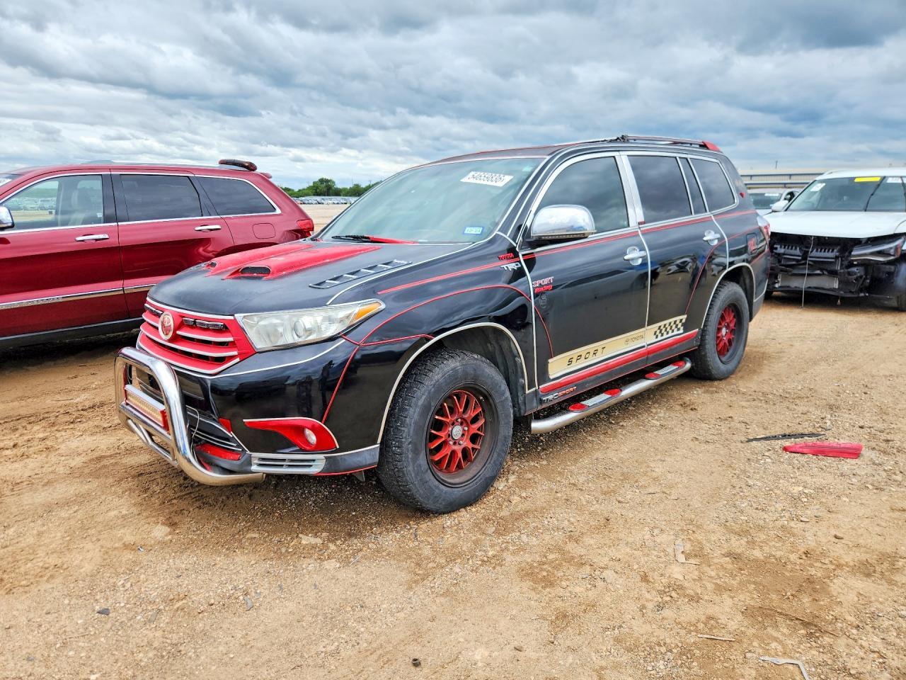 2011 TOYOTA HIGHLANDER