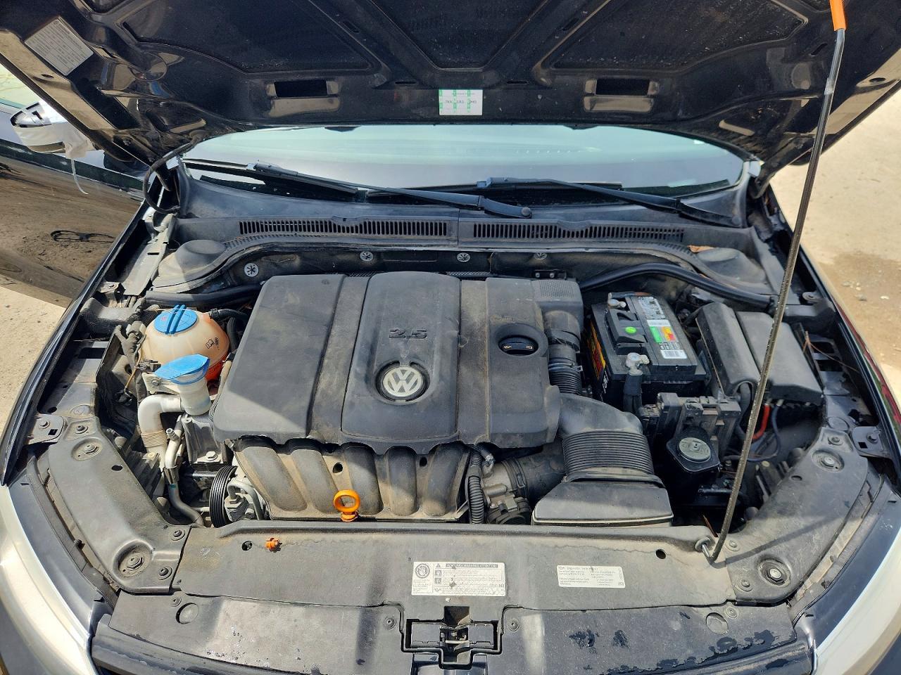 2012 VOLKSWAGEN JETTA