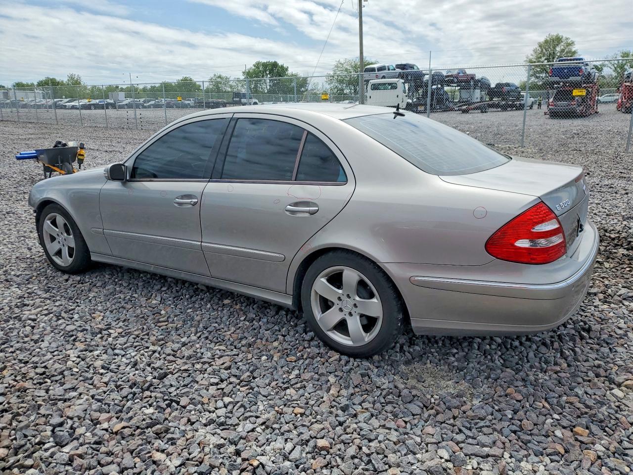 2003 MERCEDES-BENZ E-Class