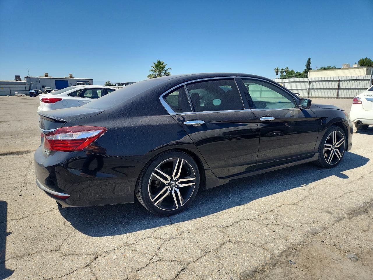 2017 HONDA ACCORD