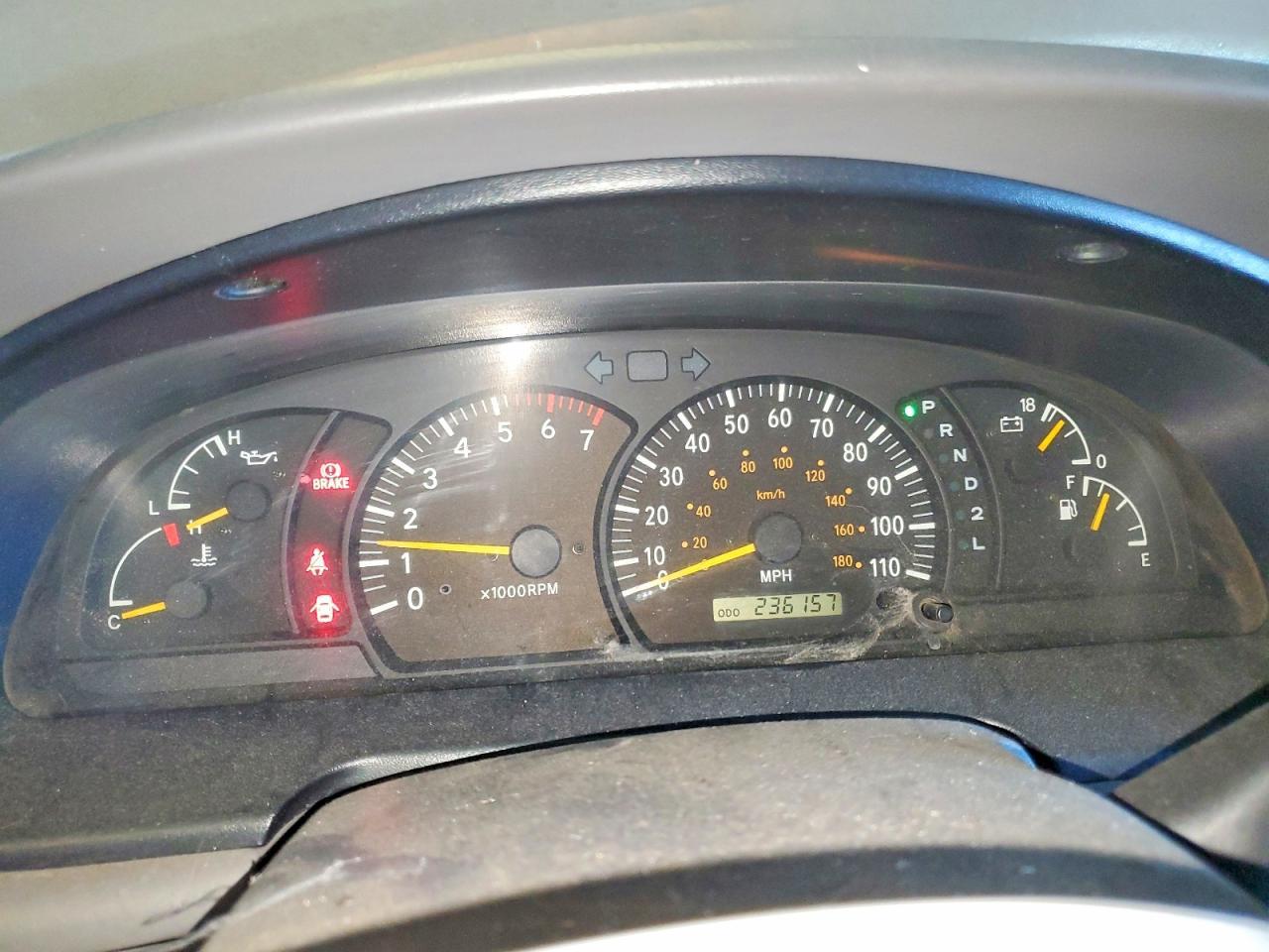 2000 TOYOTA TUNDRA