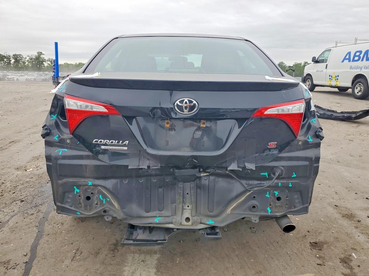 2016 TOYOTA COROLLA