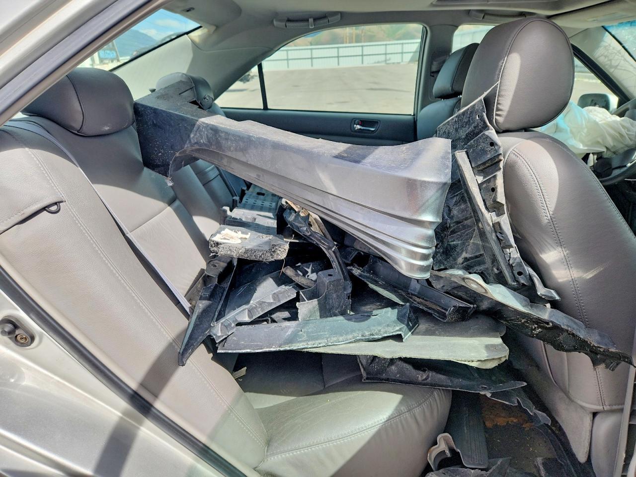 2004 TOYOTA CAMRY