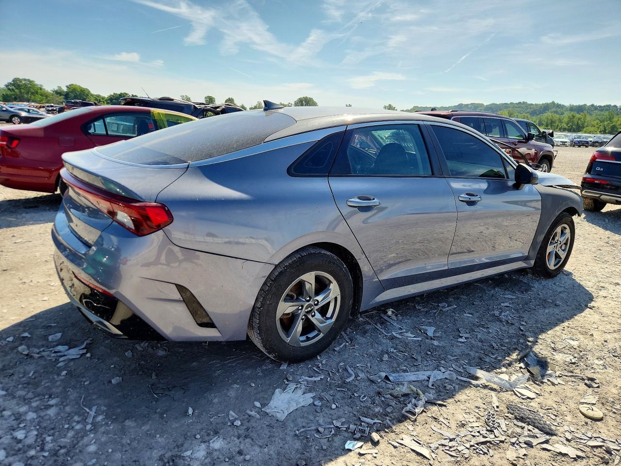 2022 KIA K5