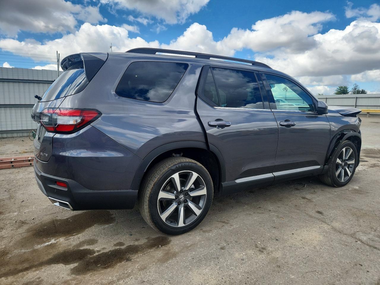 2025 HONDA PILOT