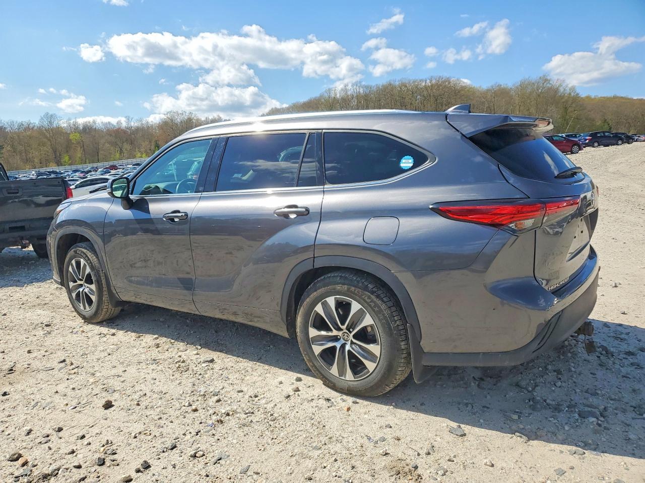 2021 TOYOTA HIGHLANDER