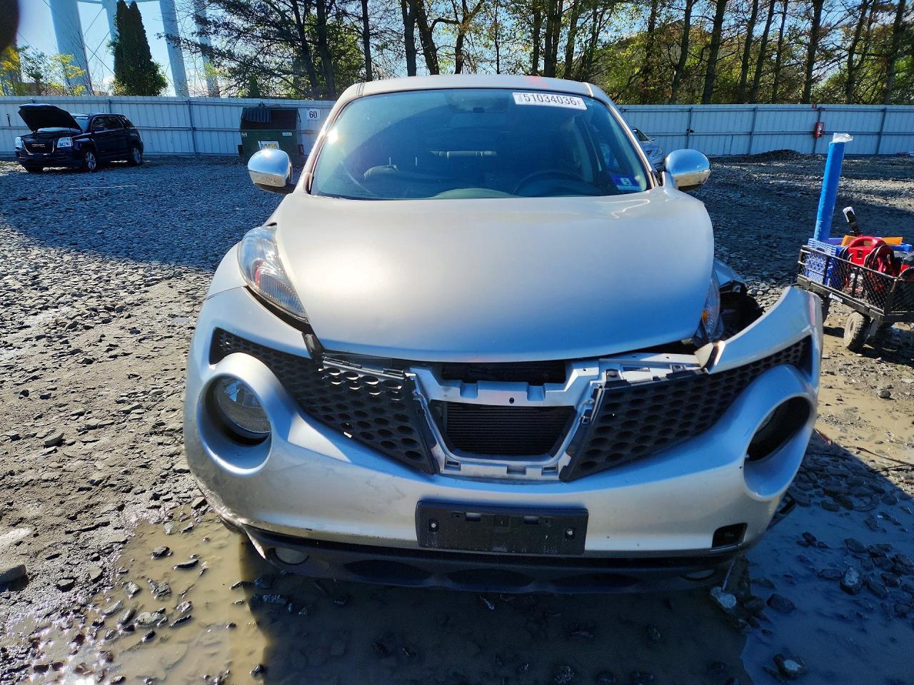 2011 NISSAN Juke