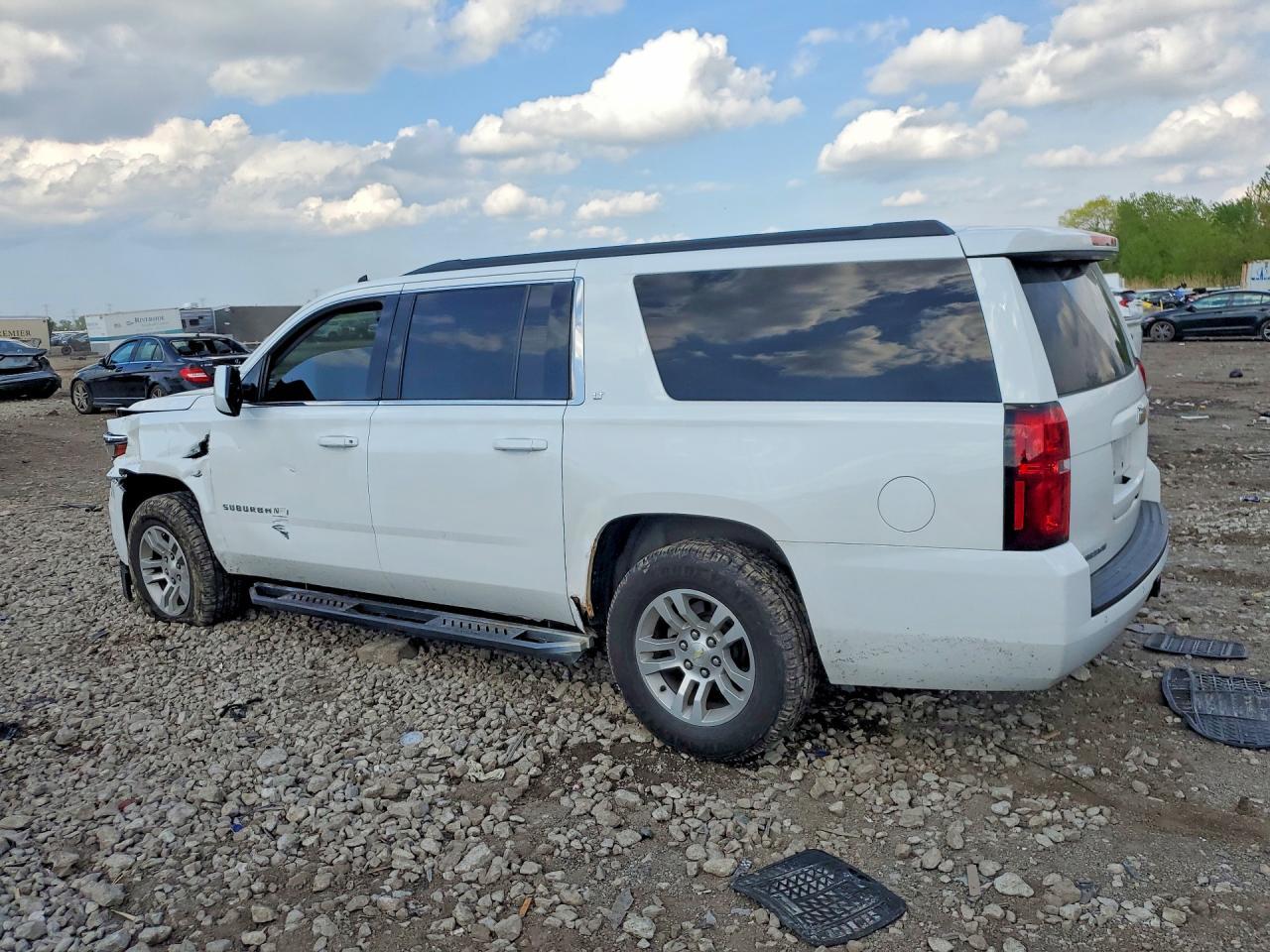 2015 CHEVROLET Suburban