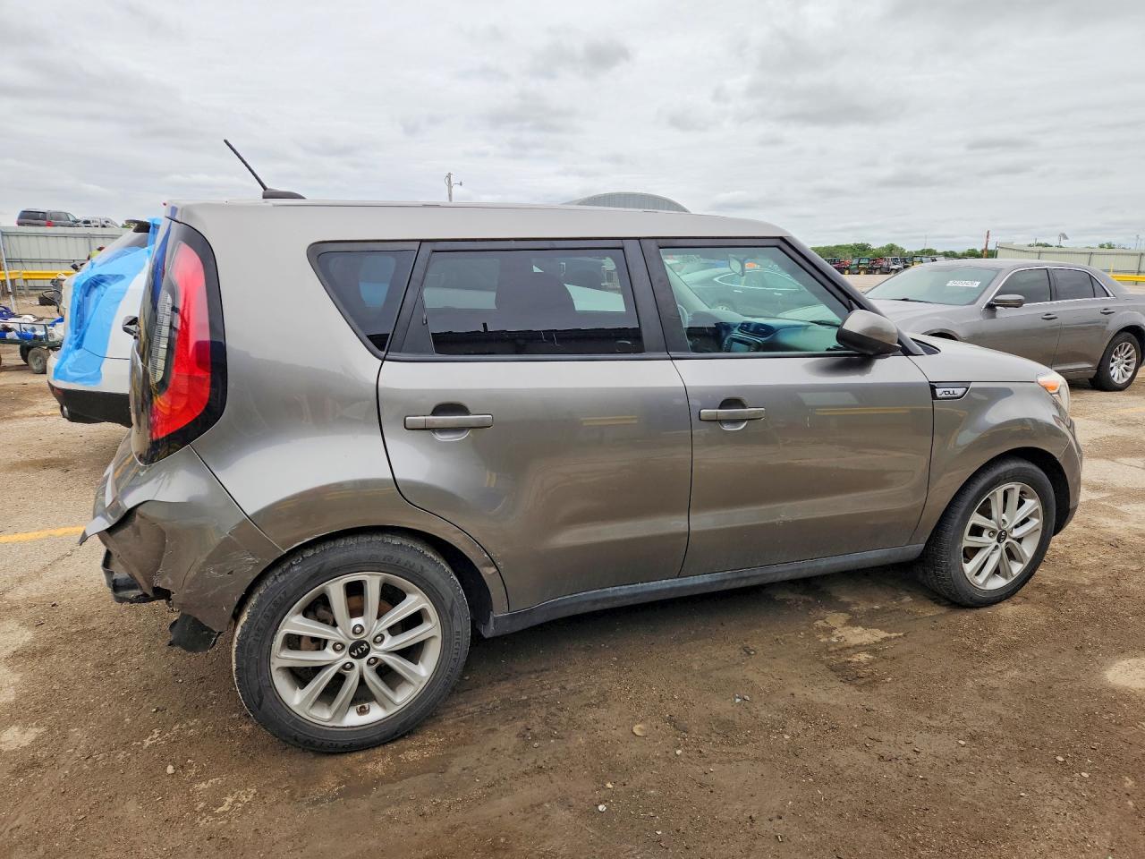 2019 KIA SOUL