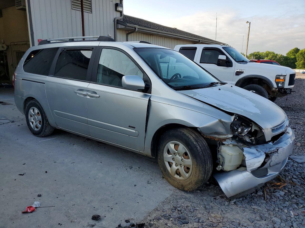 2006 KIA SEDONA