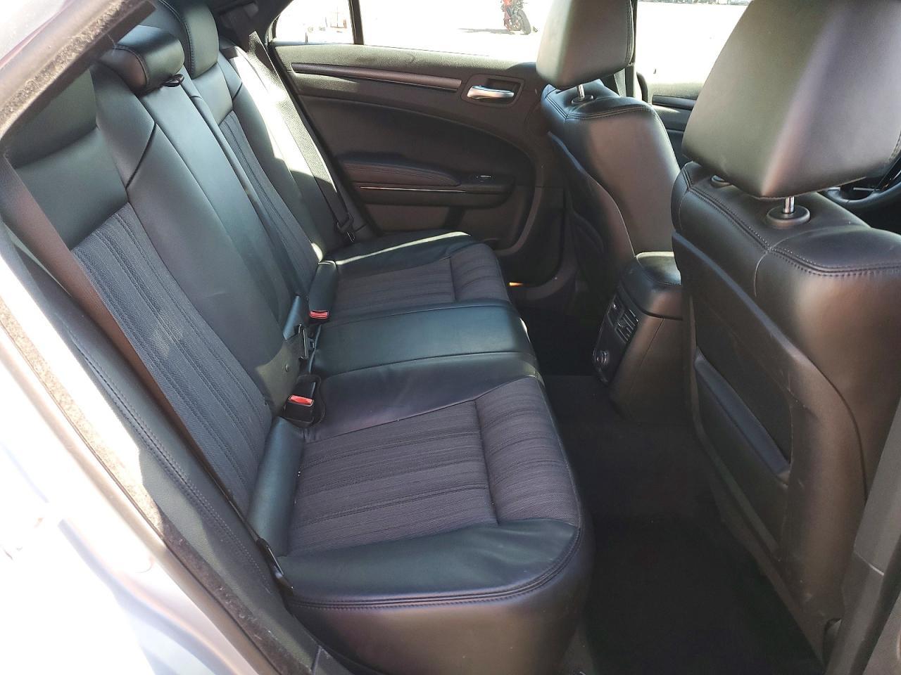 2013 CHRYSLER 300